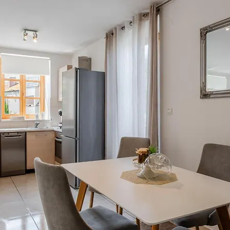 Four Seasons * Ζαντάρ