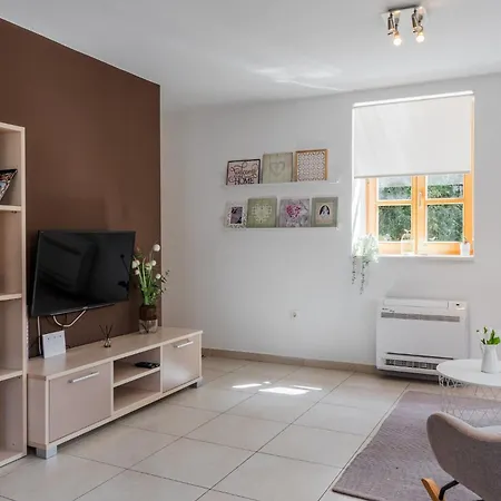 Four Seasons * Ζαντάρ