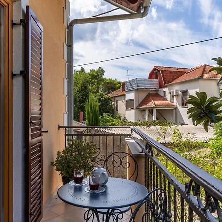 Διαμέρισμα Four Seasons Ζαντάρ