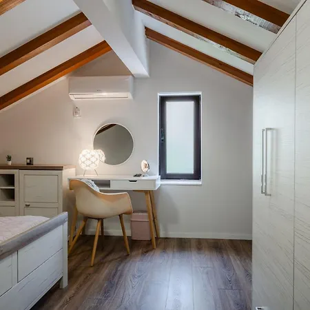 Four Seasons * Ζαντάρ