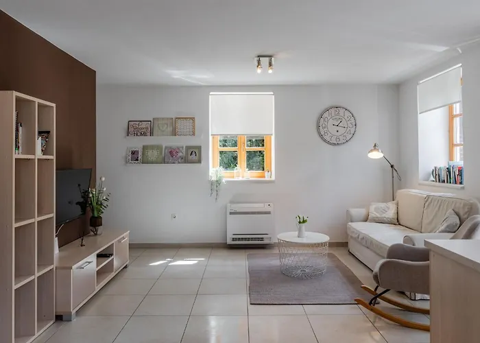 דירה Four Seasons זאדאר