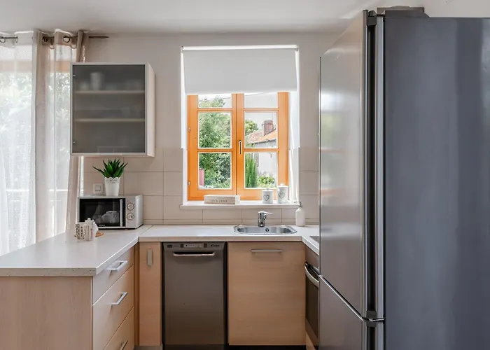 Four Seasons דירה